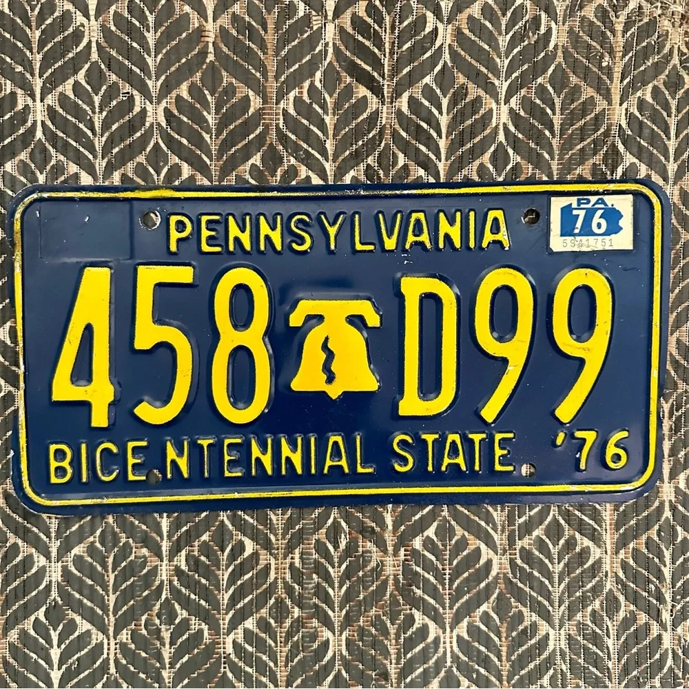 Pennsylvania Bicentennial State 1976 License Plate
